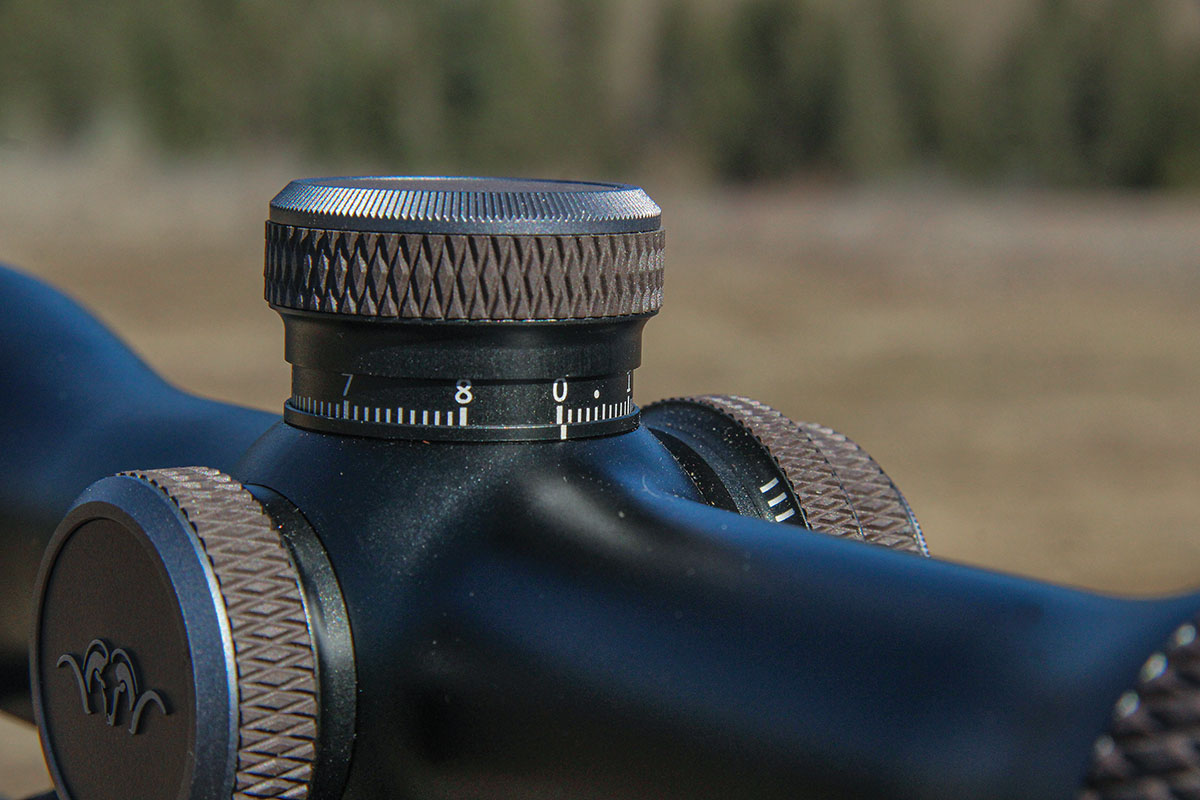 The Infinity 2.8-20x 50IC by Blaser Optics includes an exposed elevation turret with a pop-up/down locking function.Hash marks in 1cm increments and numeric positions from 0 to 8 are provided.